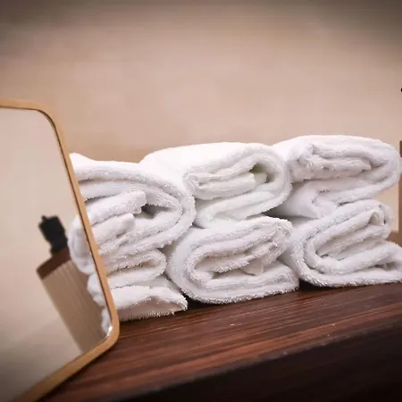 Luxurious With Views דירה *