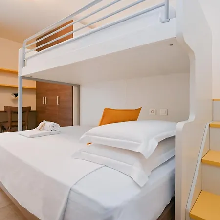 Luxurious With Views Апартаменты *