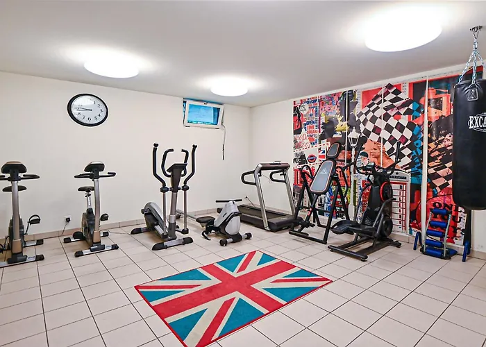 Luxurious With Views Apartman