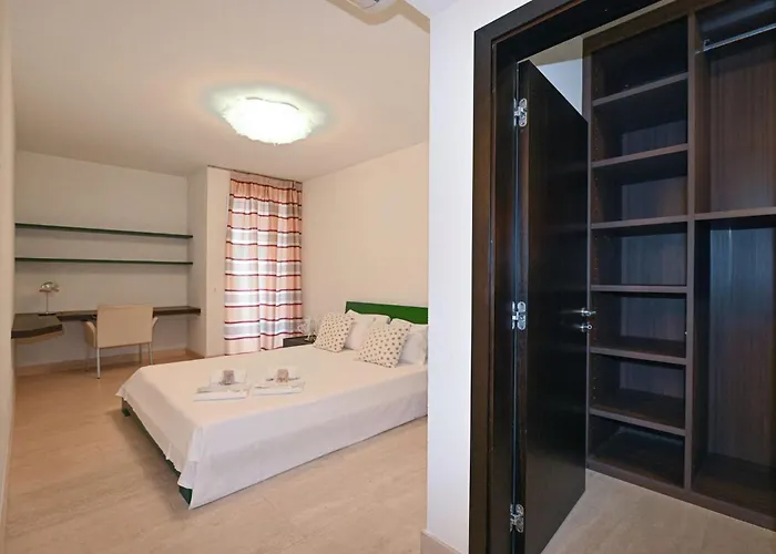 Luxurious With Views Apartman *