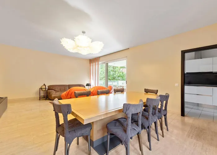 Апартаменты Luxurious With Views *