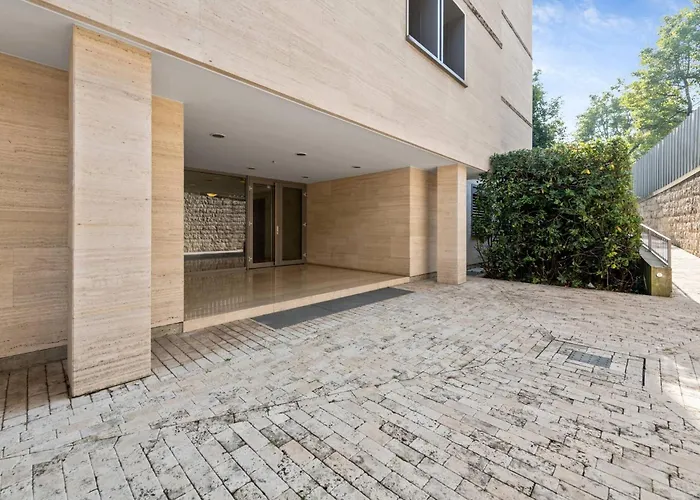 Luxurious With Views