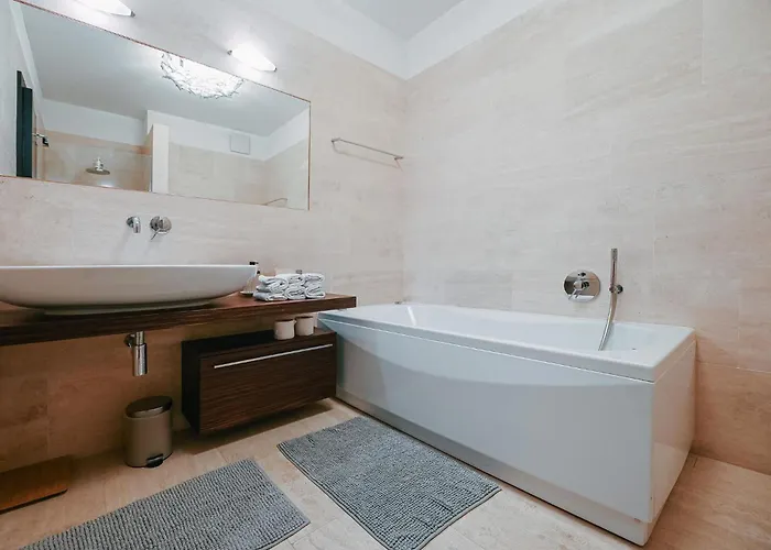 아파트 Luxurious With Views